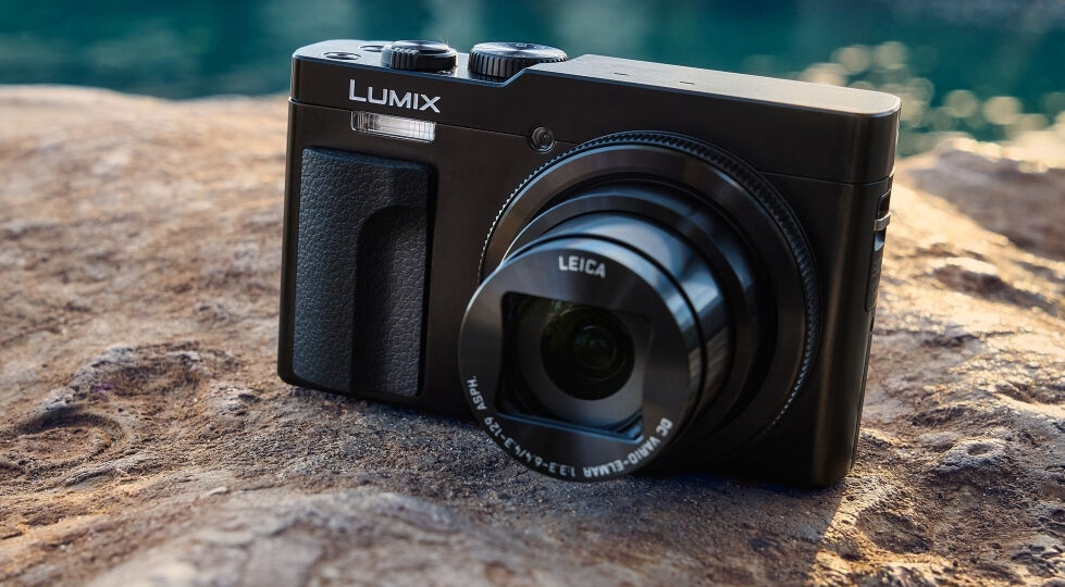 panasonic lumix FZ99